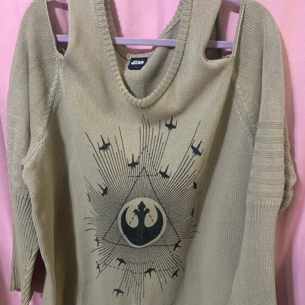 Star Wars cold shoulder sweater from Torrid size 5
